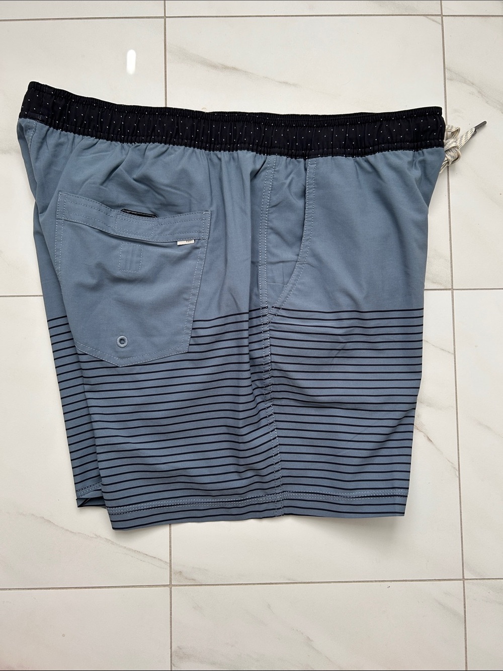 Vuori Kore Shorts - Picture 5 of 5